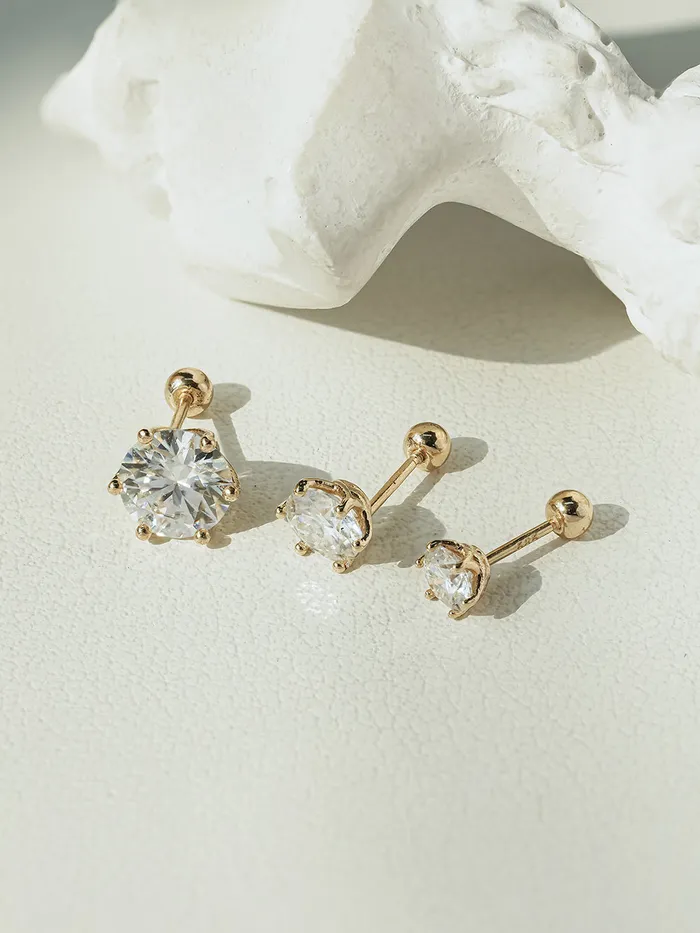 MinimalBijoux Earrings 14K Gold Moissanite Crown Cartilage Earring 20G18G16G
