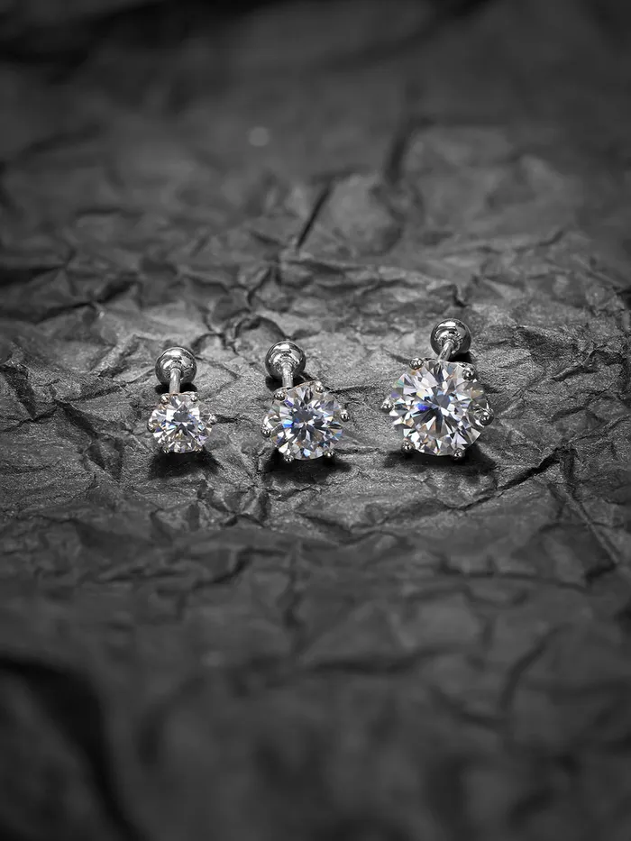 MinimalBijoux Earrings 14K Gold Moissanite Crown Cartilage Earring 20G18G16G