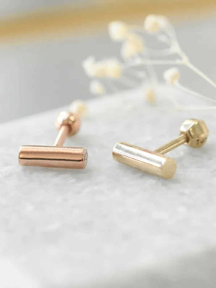 MinimalBijoux Earrings 14K Gold Round stick cartilage earring 18g16g
