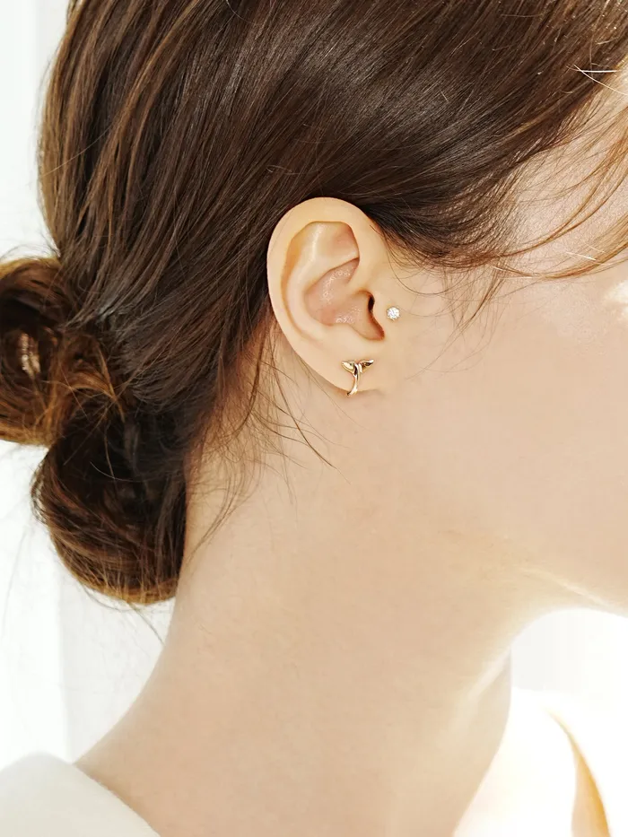 MinimalBijoux Earrings 14K Gold Whale Tale Cartilage Earring 20G18G16G