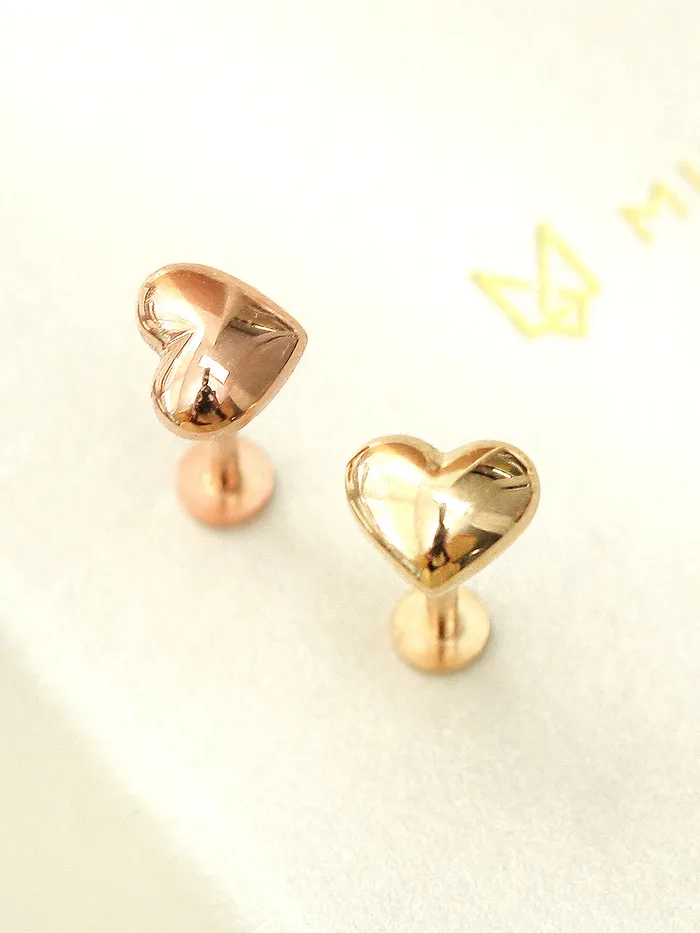 MinimalBijoux Necklaces 14K Gold Internally Threaded Heart Labret Piercing 18G16G