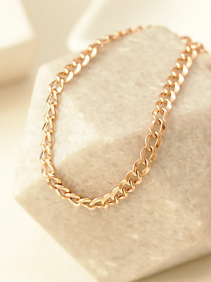 Necklaces MinimalBijoux 14K Gold Hollow Curved Chain Anklet M