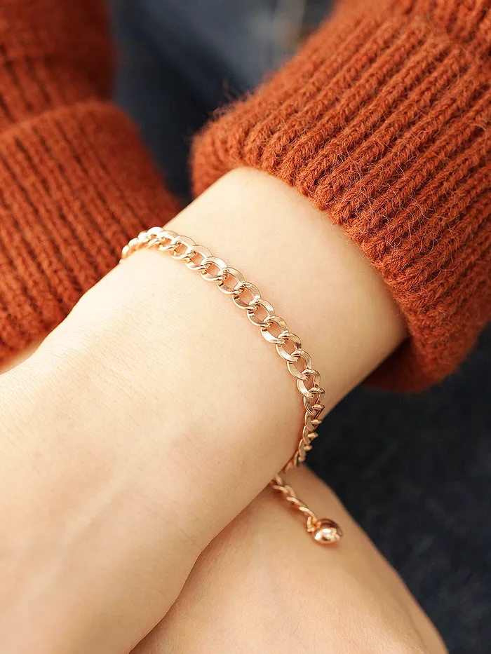 Necklaces MinimalBijoux 14K Gold Hollow Curved Chain Anklet M
