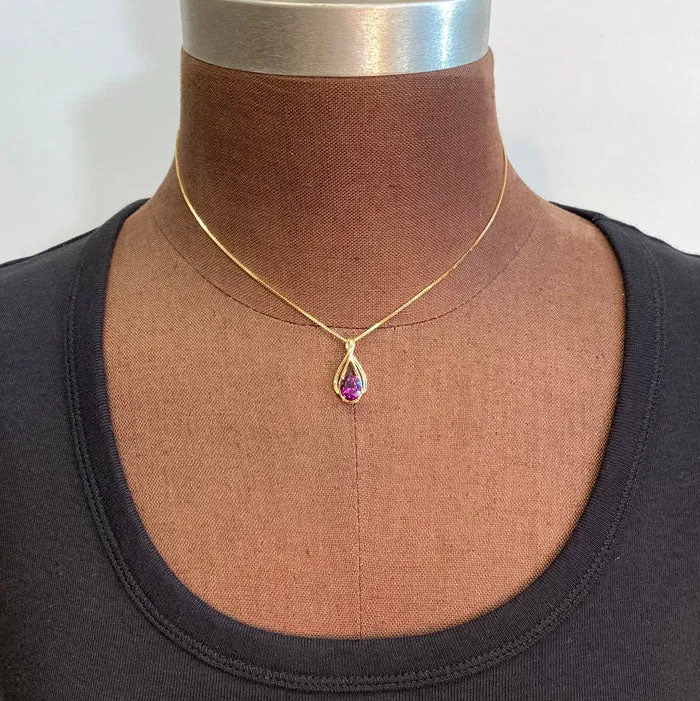 Necklaces Moriartys Gem Art 14K Yellow Gold Oval Cut Umbalite Garnet Pendant 227 Carats