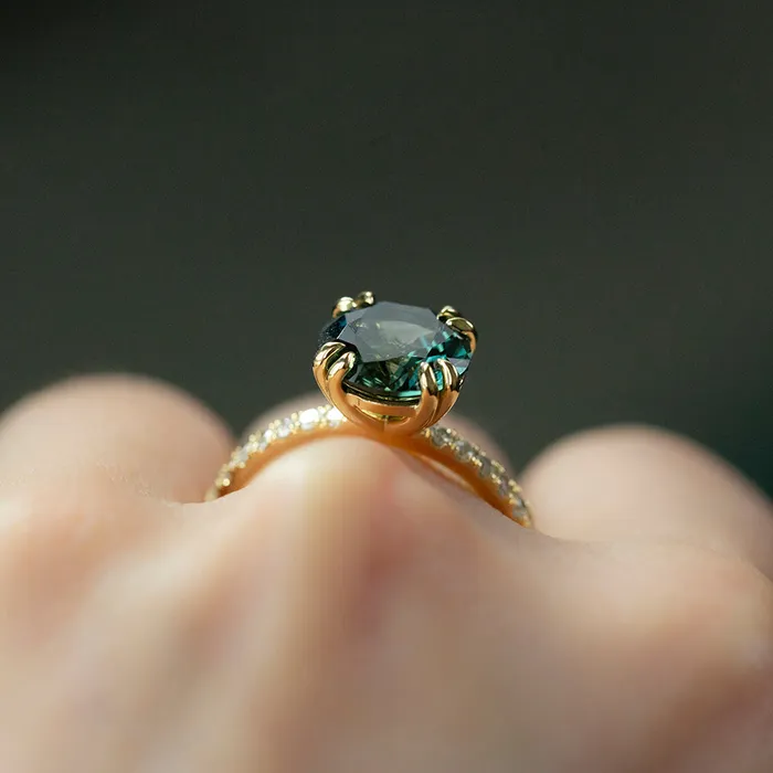 PreStyled Sets 276ct Round Teal Nigerian Sapphire Double Prong Solitaire with Diamonds in 18k Yellow Gold Anueva Jewelry
