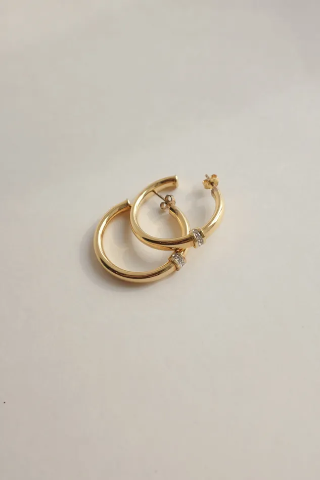PreStyled Sets collectionno2 VINTAGE GOLD PLATED RHINESTONES HOOPS PreStyled Sets collectionno2 VINTAGE GOLD PLATED RHINESTONES HOOPS