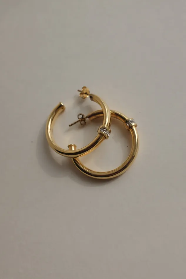 PreStyled Sets collectionno2 VINTAGE GOLD PLATED RHINESTONES HOOPS PreStyled Sets collectionno2 VINTAGE GOLD PLATED RHINESTONES HOOPS