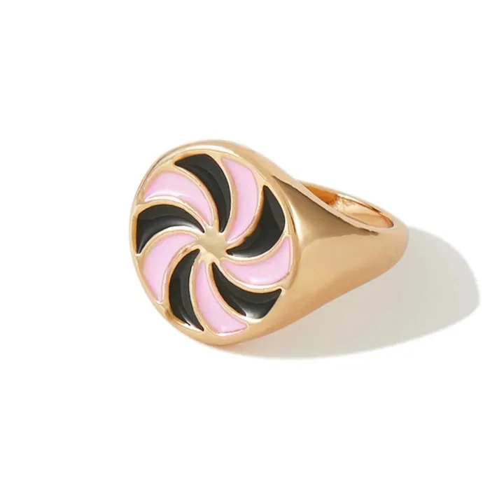 Rings shopsnackbreak Danish Cookie Ring in Rose Cream