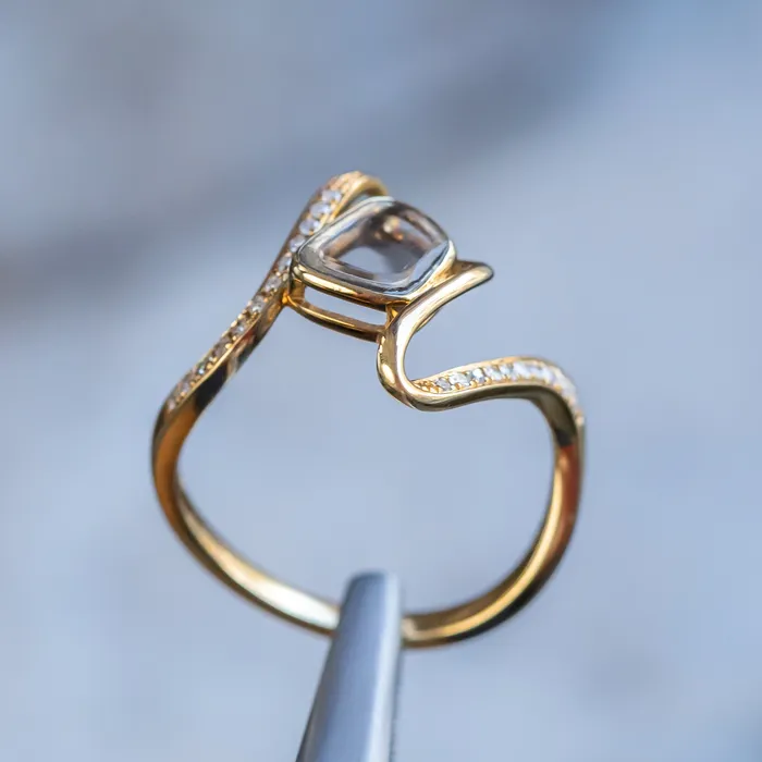 Rustic Diamond Slice Ring in 18k Yellow Gold Discovery Gems Rings