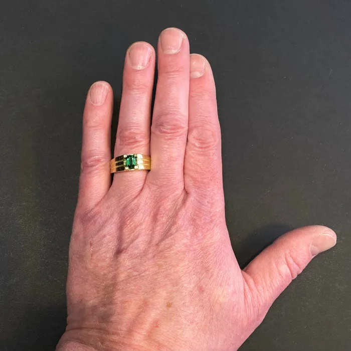 vendorunknown Rings 18K Yellow Gold Chrome Tourmaline Gents Ring 111 Carats