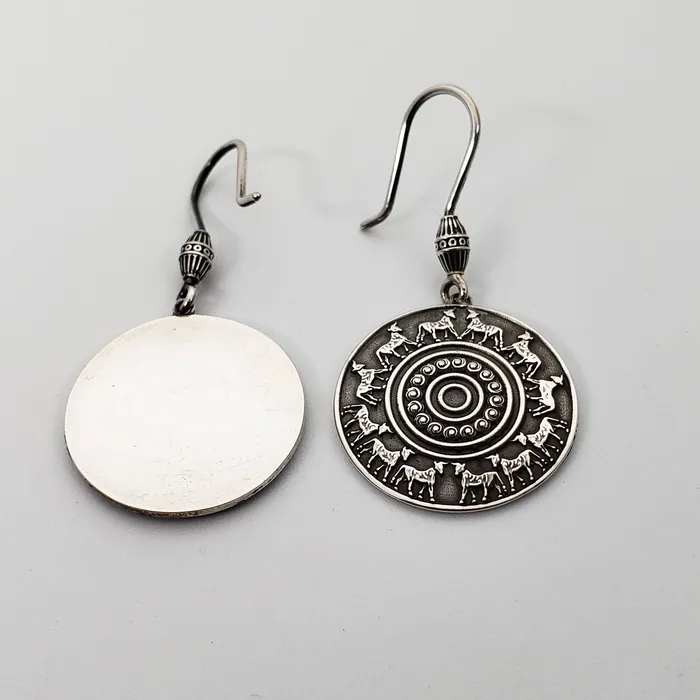 Arm Root Earrings Arm Root Urartu Earrings