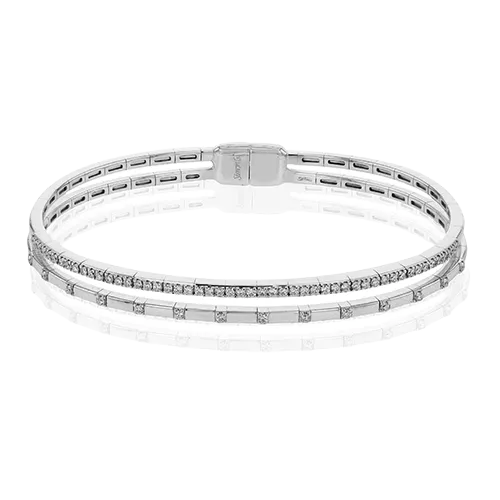 PreStyled Sets International Diamond Center Simon G Bangle in 18K Gold with Diamonds PreStyled Sets International Diamond Center Simon G Bangle in 18K Gold with Diamonds