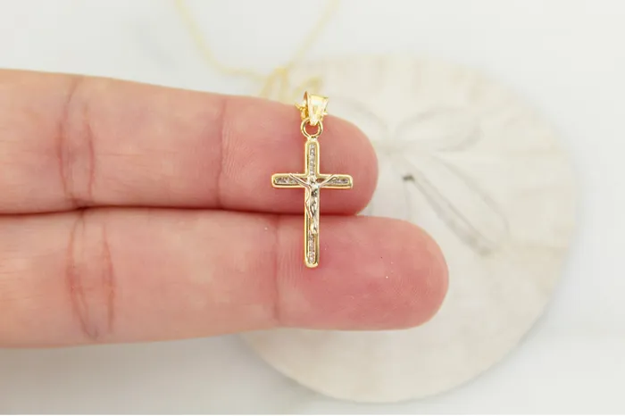 TheLittleCatholic PreStyled Sets 14k Gold Crucifix