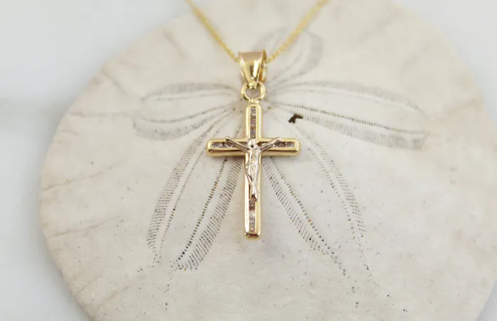 TheLittleCatholic PreStyled Sets 14k Gold Crucifix